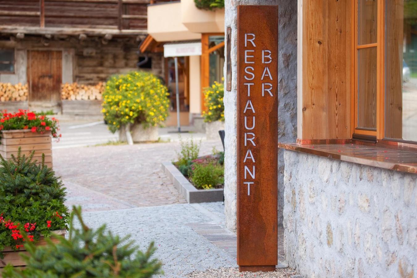 Hotel Cavallino Badia  Buitenkant foto